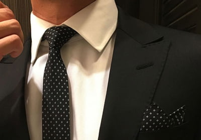راهنمای خرید کراوات و دستمال جیب