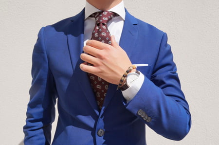 pocket1 napkins2 راهنمای خرید کراوات و دستمال جیب برای آقایان